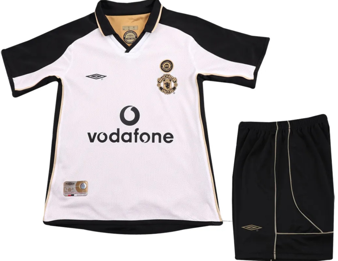 Kit infantil II Manchester United 2001 2002 Umbro retro 